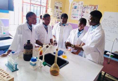 Standard-laboratory